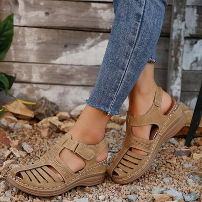 👡 Komfortní uzavřené letní sandály s prodyšným děrováním |Dokonalý komfort pro každou nohu 🌿