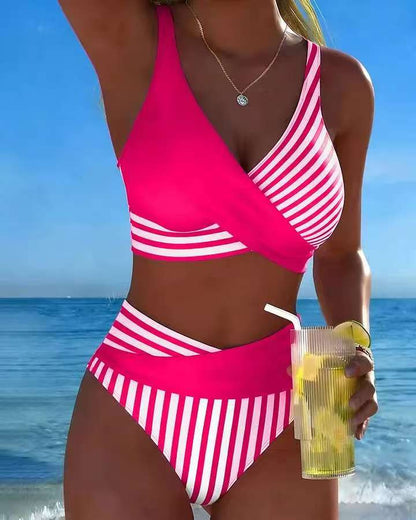 🏖️【40–100 kg】🤩 Nov komplet s potiskanimi kopalkami, hitro sušeč in zračen material, oprijet kroj in moderen videz.