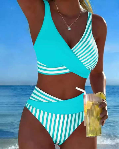 🏖️【40–100 kg】🤩 Nov komplet s potiskanimi kopalkami, hitro sušeč in zračen material, oprijet kroj in moderen videz.