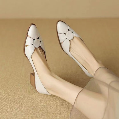✨🔥👡【Elegantní】2026 dámské špičaté sandály ručně vyrobené z pravé kůže, neklouzavé a měkké, módní a všestranné
